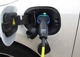 Quanto costa un'auto ibrida?