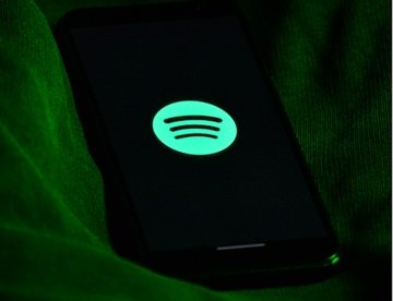 Spotify abbonamento podcast: quanto costa e come funziona