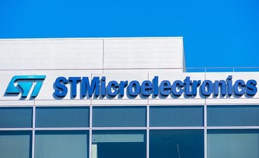Perché le azioni STMicroelectronics crollano di oltre il 7%? 