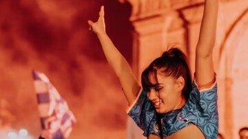 “Mi sono sentita stuprata”, “No, te la sei cercata”: scoppia il caso Emy Buono dopo la festa scudetto