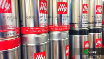 Un altro membro della famiglia Illy lascia il business del caffè. Ceduto il 19,5% della holding
