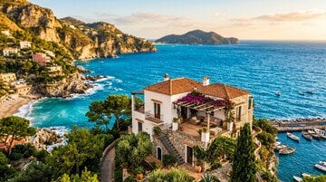 Le isole più care d'Italia nel 2026. Ecco dove costa di più (e di meno) comprare casa