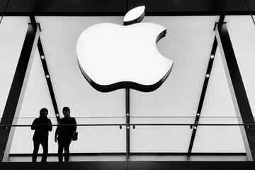 Apple: la febbre sulle azioni è riesplosa, capitalizzazione verso $4 trilioni con buy sfrenati