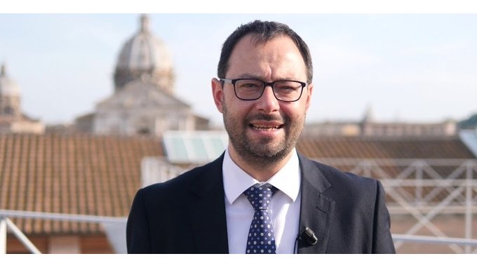 Chi è e quanto guadagna Stefano Patuanelli, ministro dell'Agricoltura del Governo Draghi