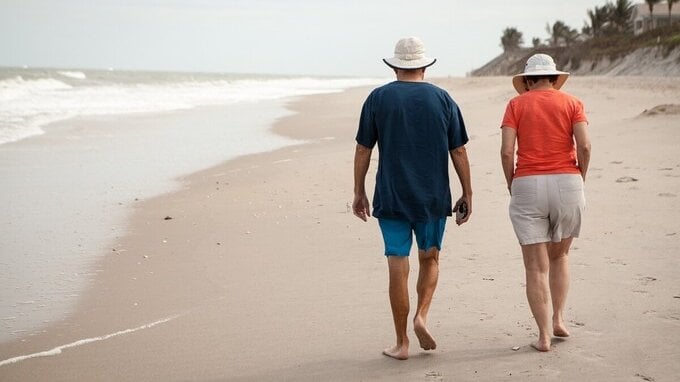 Pensioni, pochi lo sanno ma chi vuole può andarci subito a 64 anni: ecco come