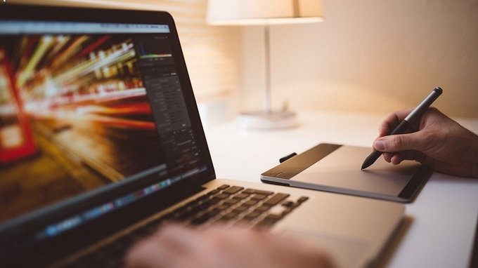 CCNL dipendenti ICT: come funziona il contratto a tempo determinato?