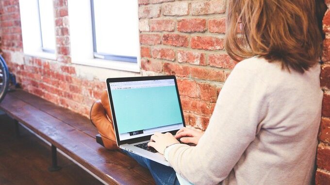 Così lo smart working fa crescere l'occupazione
