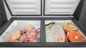 Questa grande catena di supermercati vende carne congelata (scontata del 50%)