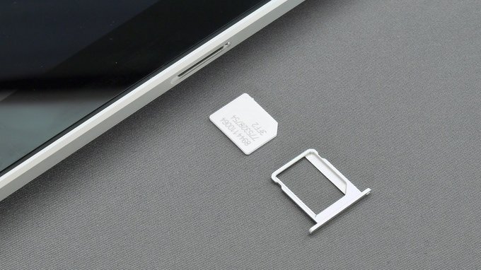 Se il telefono non prende controlla subito il conto corrente, potrebbero averti clonato la scheda Sim