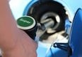 Carta carburante, conviene anche ai privati? Costi, vantaggi e limiti da conoscere