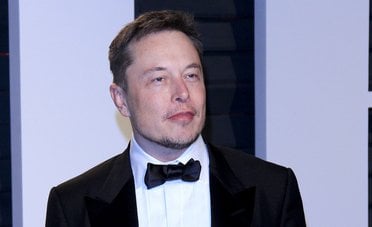SpaceX sbarca in Borsa il 12 giugno. IPO record da 2.000 miliardi