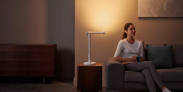 Lampada Dyson Lightcycle Morph: prezzo, caratteristiche e come funziona