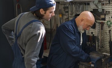 Bonus assunzioni giovani 2025, tutti i requisiti e gli importi