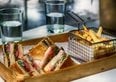 La catena di fast food più popolare negli USA è in crisi. Oltre 300 punti vendita stanno per chiudere
