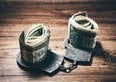 Evasione fiscale, cosa si rischia se la Guardia di Finanza trova appunti e quaderni