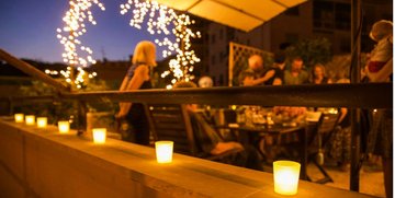 Festa privata in giardino o terrazza, regole e cosa rischia chi non le rispetta