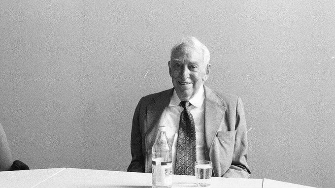 Chi è James Tobin, ideatore della Tobin Tax