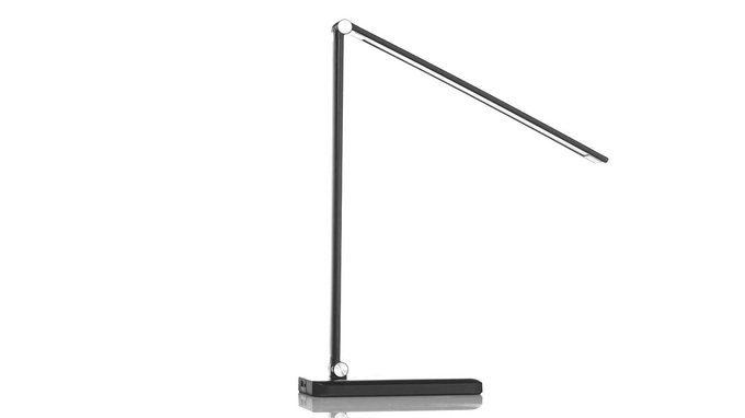 Lampada da scrivania con ricarica wireless: vederci bene risparmiando 