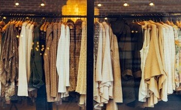 Questo famoso marchio di abbigliamento è in crisi. Sta per tagliare altri 290 posti di lavoro 