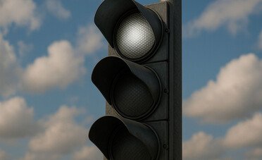 Semaforo con luce bianca in Italia? Ecco cosa c'è di vero