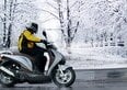 Scooter o microcar, quale conviene davvero per andare a scuola? Costi, consumi e sicurezza