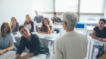 Diploma quadriennale, addio al quinto anno. Come funziona la riforma (e chi è coinvolto)