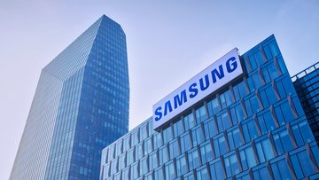 Samsung: venduti 1 milione di telefoni pieghevoli
