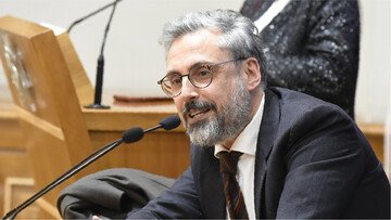 Chi è quanto guadagna Brunori Sas, il cantante in gara a Sanremo 2025
