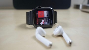Offerte Unieuro, AirPods in regalo con Apple Watch: come funziona