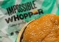 L'UE vieta i nomi associati alla carne per i prodotti vegani. Ma Lidl e Burger King protestano