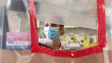 Coronavirus, gli scienziati avvertono: c'è un allarme molto più grande là fuori