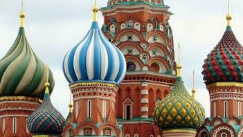 La Russia dopo un anno di sanzioni: la disfatta economica c'è o no?