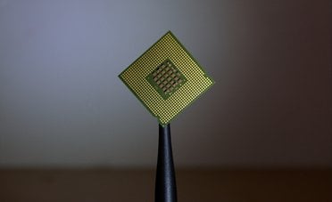  Il più grande produttore di chip russo registra un crollo degli utili del 98%