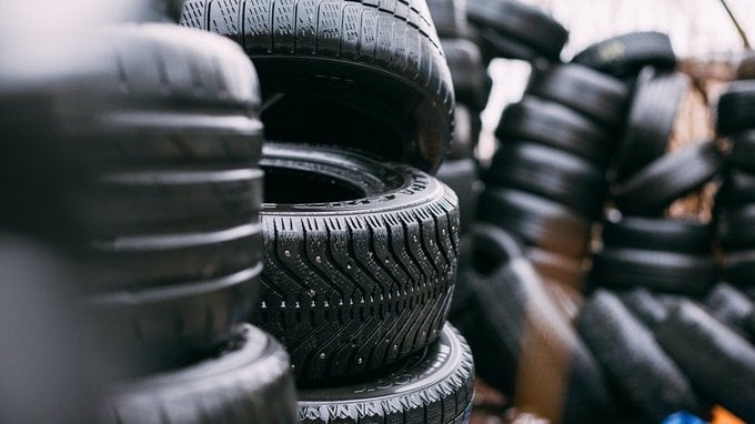 Gomme nuove davanti o dietro? Perché la coppia nuova va montata sul posteriore