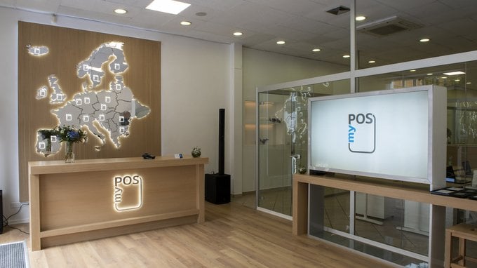 myPOS arriva a Roma con un nuovo showroom e viaggia in taxi con il 3570