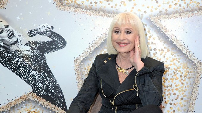 Raffaella Carrà: le frasi e citazioni più famose