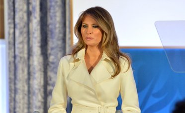 Melania Trump nega qualsiasi legame con Epstein