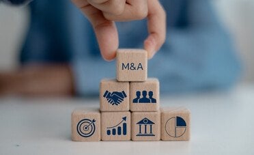 Alberto Genovese conclude il suo percorso in Prima Assicurazioni con una cessione da 89,7 milioni 