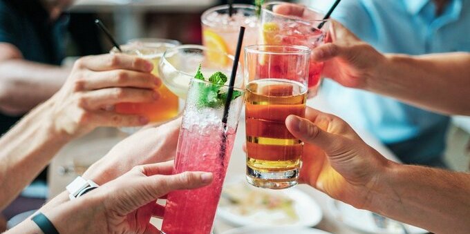 Quando è legale bere alcolici in Italia?