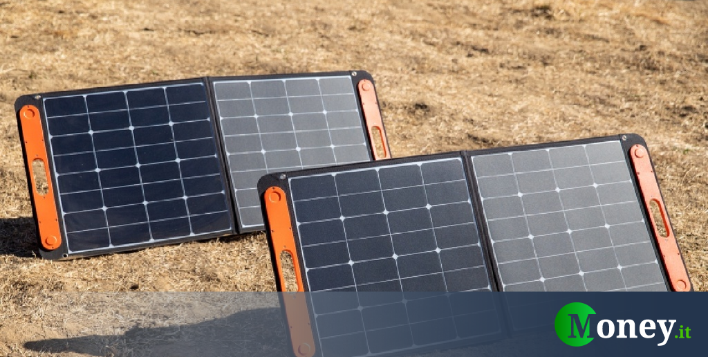 Generatore solare portatile: come funziona e come scegliere un