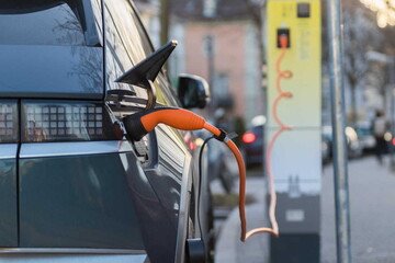 Arval e Shell: partnership per la mobilità elettrica