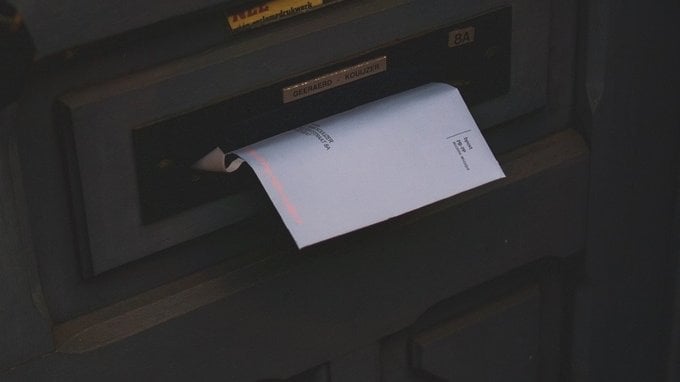 Notifica cartelle esattoriali, è legale rendersi irreperibili?