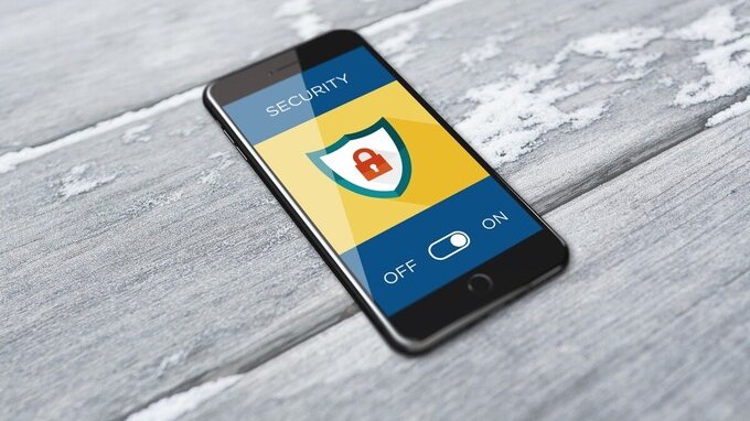 C'è un virus nascosto sugli smartphone Android, ecco come difendersi