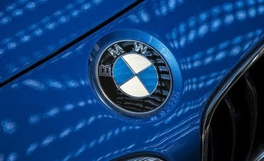 BMW taglierà il 20% dei suoi manager per sostituirli con l'intelligenza artificiale