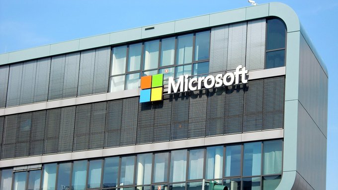 Cosa c'è dietro il crollo delle azioni Microsoft?