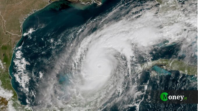 Uragano Milton oggi, dove si trova ora LIVE: può succedere in Italia?