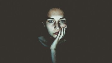 Cosa significa ennui e differenze con la noia