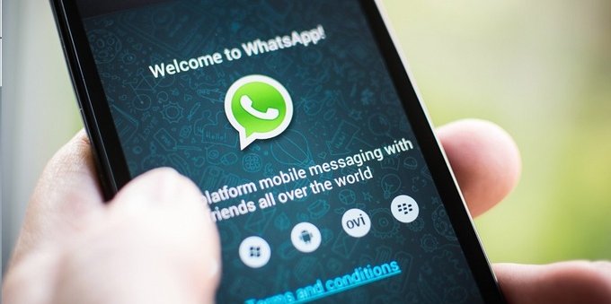 WhatsApp, scoperto modo per usare due numeri sullo stesso telefono: trucchi