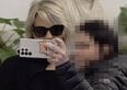 Selfie con De Filippi in lutto: lo scatto-trofeo a ogni costo
