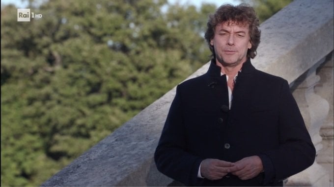 Alberto Angela quanto guadagna? Stipendio e biografia del conduttore 